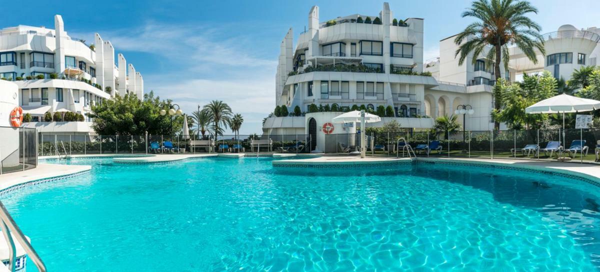 Marbella Center Beachfront With Private Patio Exteriér fotografie